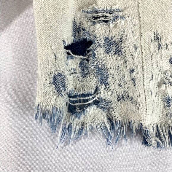 THEYSKENS' THEORY JENJA LIGHT WASH DISTRESSED CROPPED DENIM JACKET - 6 - Picture 10 of 10